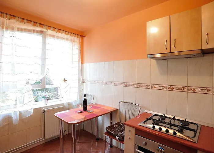 Stephanie Apartment *